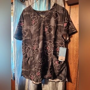 Barco One scrub top size 2XL